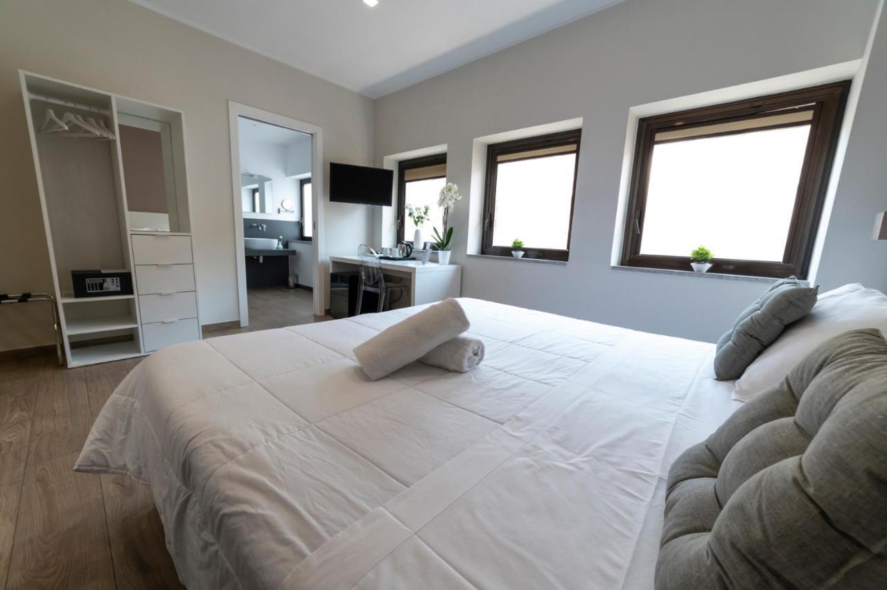 פלרמו Ruggero Settimo - Room & Suite מראה חיצוני תמונה